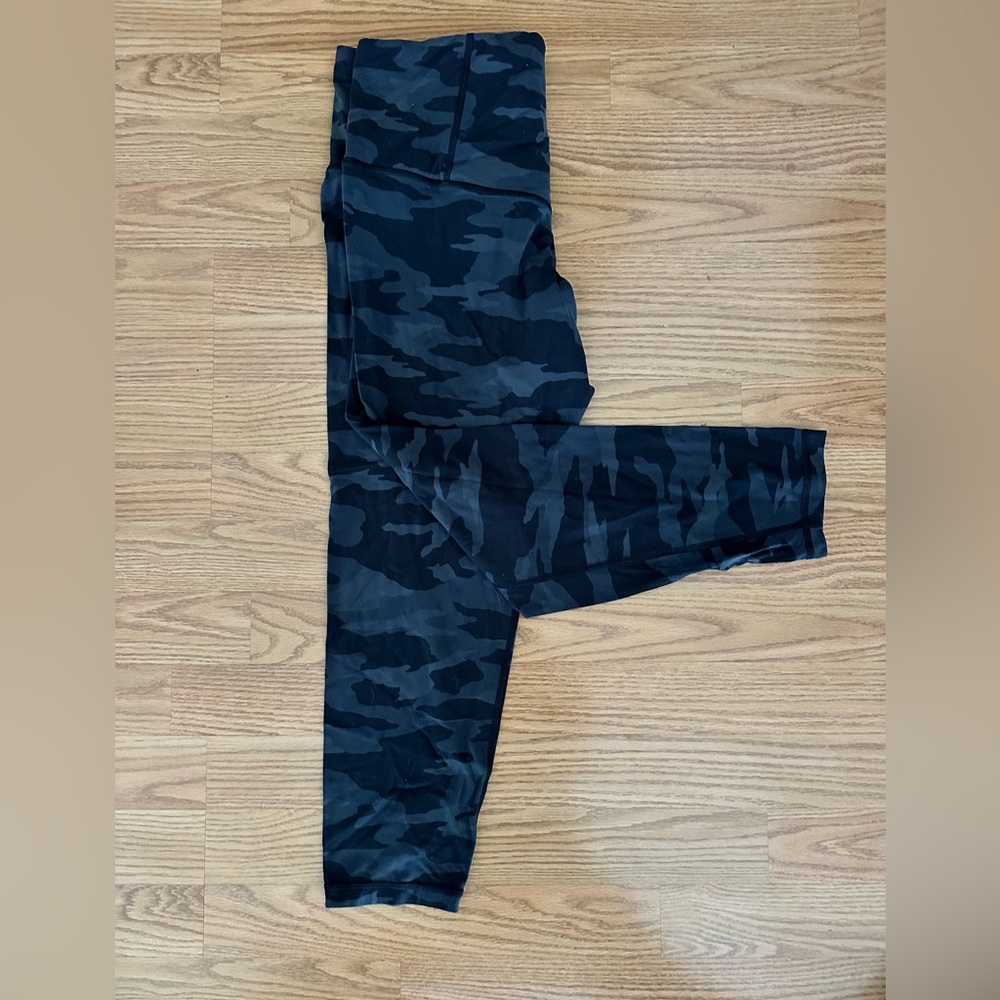 Athleta Women's Elation Camo 7/8 Tight Black Plus Size 1X